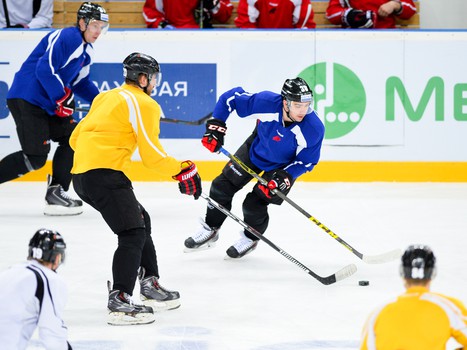 Раскатка "Авангарда" перед домашним матчем с "Йокеритом"