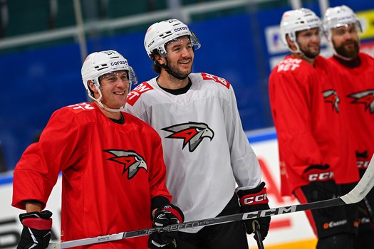 Раскатка «Авангарда» перед матчем в Уфе