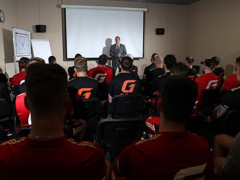 Первая тренировка «Авангарда» в новом сезоне