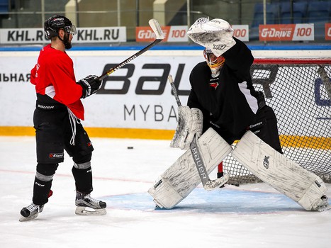 Открытая тренировка «Авангарда» для СМИ