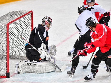 Раскатка "Авангарда" перед игрой с "Йокеритом"