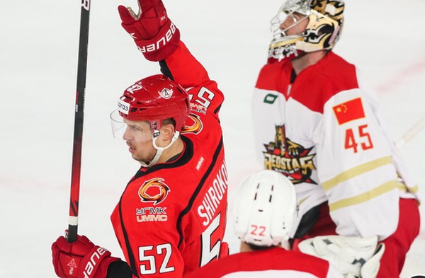 Широков стал восьмым игроком в истории КХЛ, забросившим 200 шайб