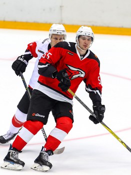 Сборная «Авангард» - Сборная «Газпром нефть» 10:4