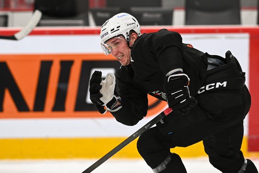 Раскатка «Авангарда» перед матчем в Челябинске