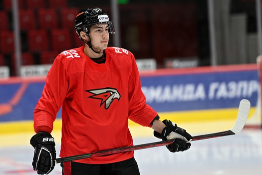 Первая ледовая тренировка «Авангарда»