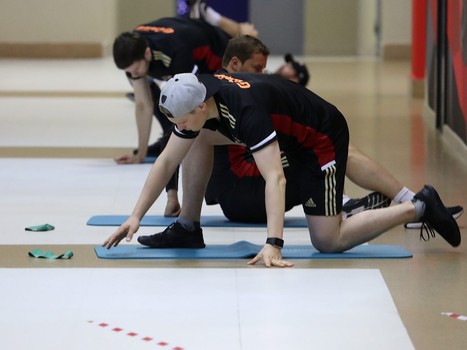 «Авангард» продолжает тренировки