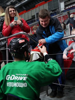 Открытая тренировка «Авангарда» для прессы и болельщиков