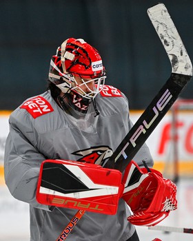 Раскатка «Авангарда» перед матчем в Череповце