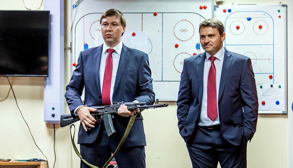 «Расти через игру, через ошибки, через моменты». Главный тренер «Ижстали» - о работе фарм-клуба «Авангарда»