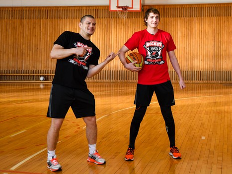 Рождественские игры "Авангарда": Мартынов vs Осипов