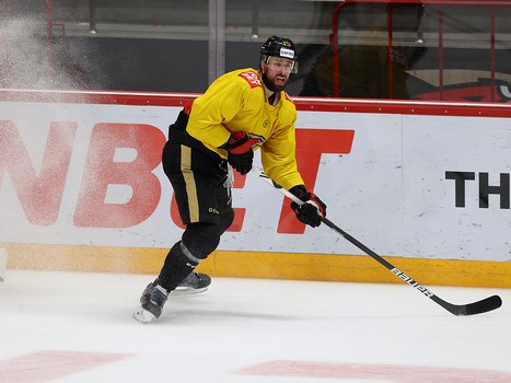 Тренировка «Авангарда» перед матчем с «Нефтехимиком»