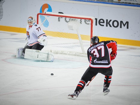 12.10.2015. "Авангард" - "Амур" 2:1Б