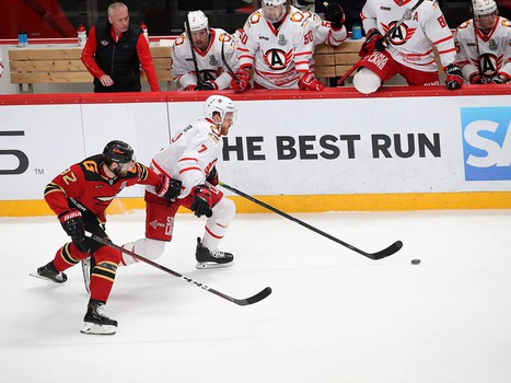 02.03.2021. 1/4 финала, 1 матч. «Авангард» - «Автомобилист» 3:0