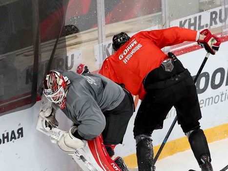 «Белые» vs «красные»: тренировочный матч