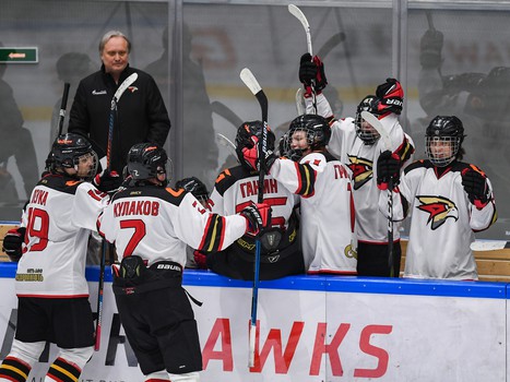 Четвёртый игровой день финала Первенства ЮХЛ в Омске