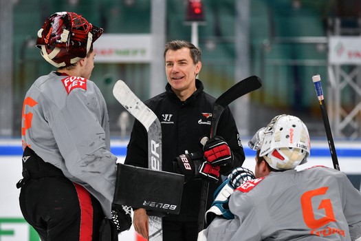 Раскатка «Авангарда» перед матчем в Казани