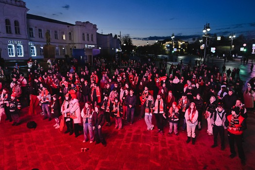 Фан-зона «Авангарда» на Пешеходном Любинском