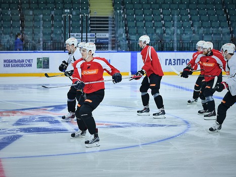 "Авангард" готовится к выездному матчу против СКА