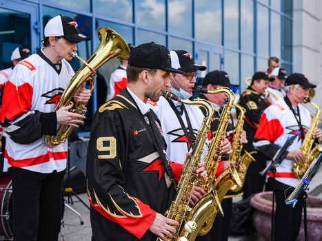 «Авангард» привёз Кубок Гагарина в Омск!