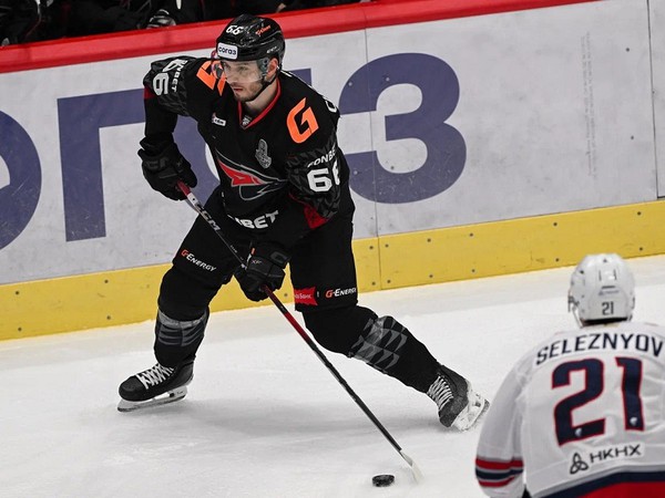 Семён Чистяков обошёл Кирилла Семёнова