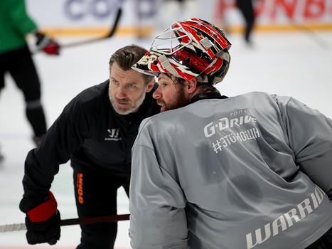 Тренировка «Авангарда» перед пятым матчем серии с «Ак Барсом»