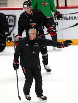 Раскатка «Авангарда» перед матчем с «Сибирью»