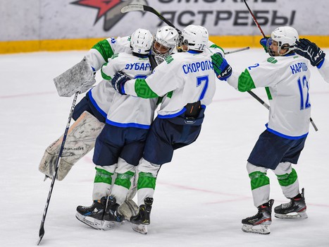 Четвертьфиналы Первенства ЮХЛ в Омске