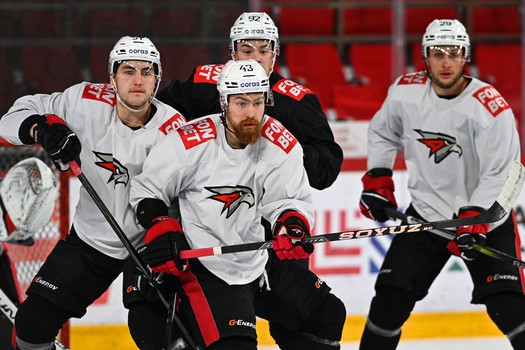 Тренировка «Авангарда» перед матчем в Екатеринбурге