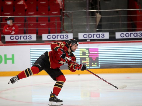 02.03.2021. 1/4 финала, 1 матч. «Авангард» - «Автомобилист» 3:0