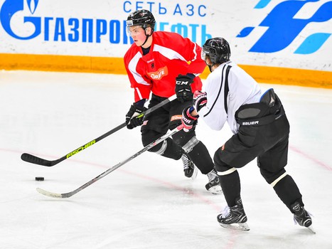 Двусторонний матч "Авангарда"