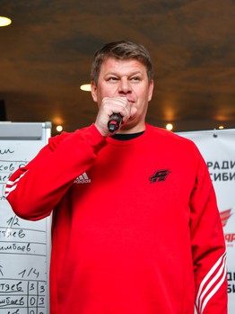 "Кубок фаната" по настольному хоккею