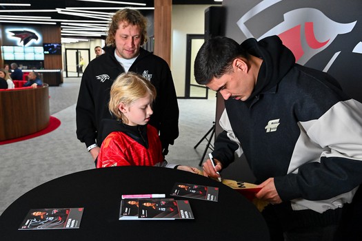 «Авангард» - «Нефтехимик» 2:1. Вокруг матча