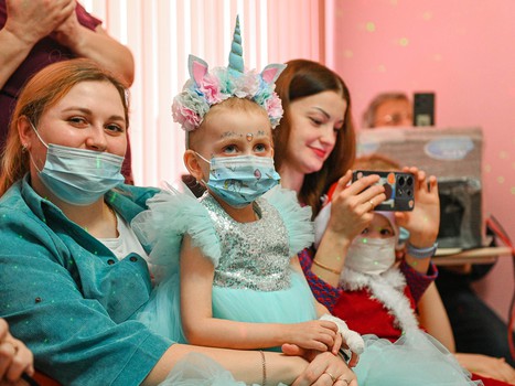 «Авангард» в гостях у детей из ОДКБ