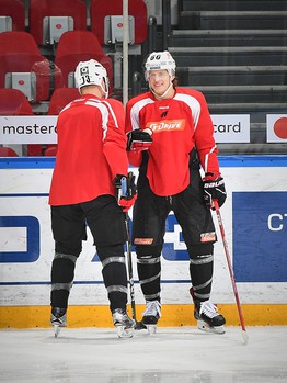 Раскатка "Авангарда" перед выездным матчем с "Северсталью"