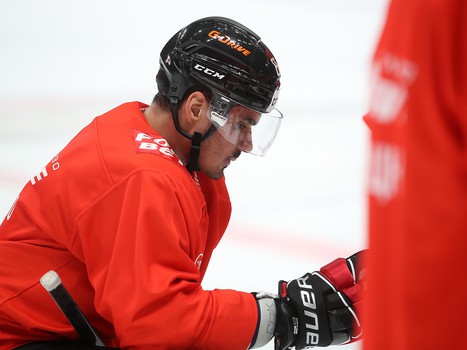 Первая тренировка Наиля Якупова в «Авангарде»