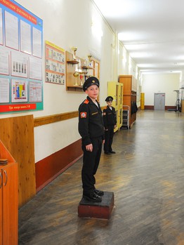 Экскурсия в Омский кадетский военный корпус для маленьких «ястребов»