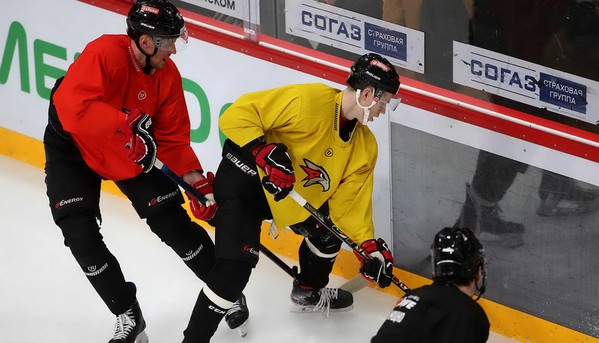 «Серия с «Адмиралом» - хорошая проверка для нас». Тренировка во Владивостоке (ВИДЕО)