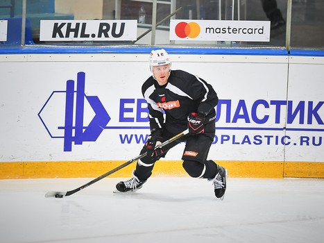 Раскатка "Авангарда" перед выездным матчем с "Нефтехимиком"