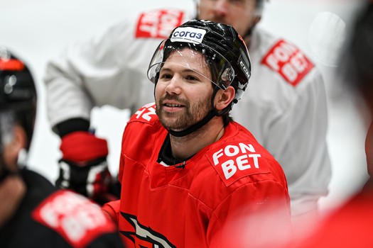 Тренировка «Авангарда» перед матчем с «Трактором»