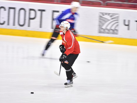 Раскатка "Авангарда" перед выездным матчем с "Трактором"