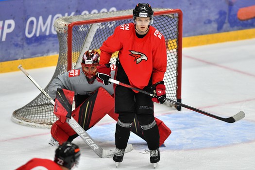 Двусторонний матч «Авангарда»