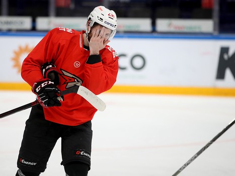 Тренировка «Авангарда» перед пятым матчем серии с «Ак Барсом»