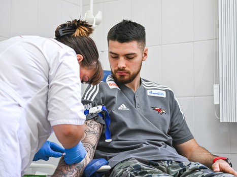 Медицинский осмотр «Авангарда». День 1