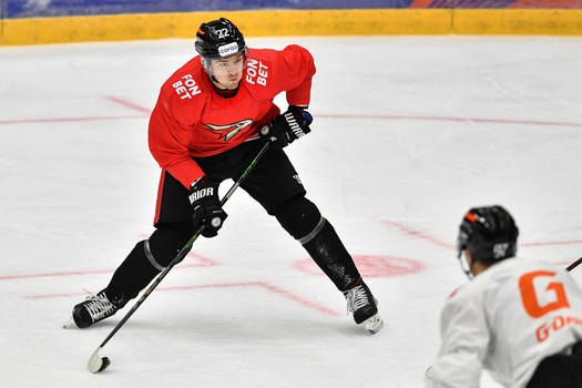 Двусторонний матч «Авангарда»