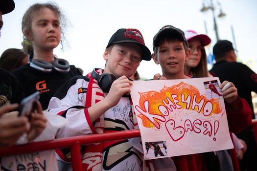 Василий Пономарёв на вечеринке Буэнос Летос