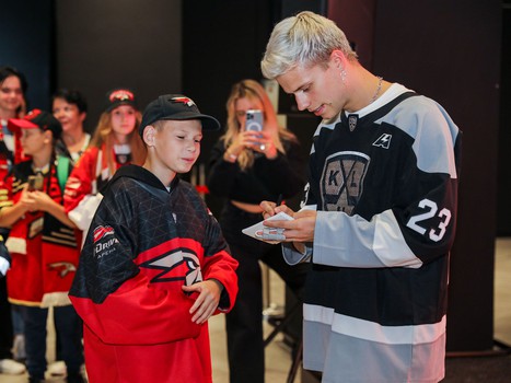 «Авангард» - «Нефтехимик» 5:1. Вокруг матча