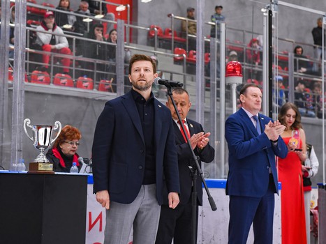 Заключительный день финала Первенства ЮХЛ в Омске