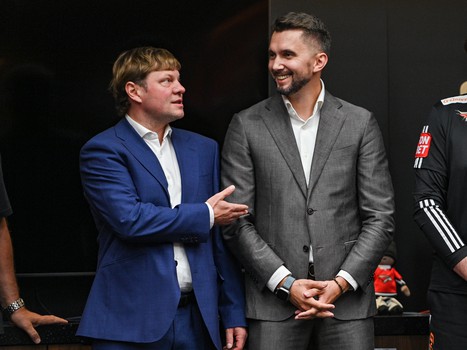 Первая ледовая тренировка «Авангарда»