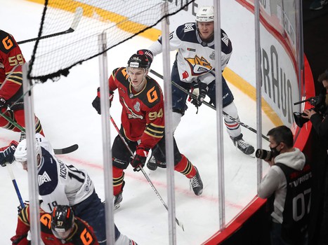 18.03.2021. 1/2 финала, 1 матч. «Авангард» - «Металлург» Мг 2:5