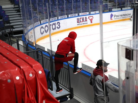 Тренировка «Авангарда» перед стартом финала Кубка Гагарина